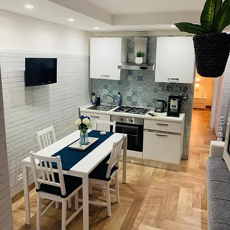 Napoli Centrale Apartment Naples